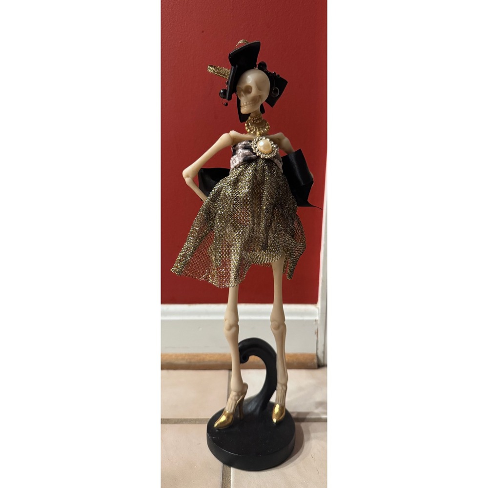 2017 Mark Roberts Fashionista Skeleton